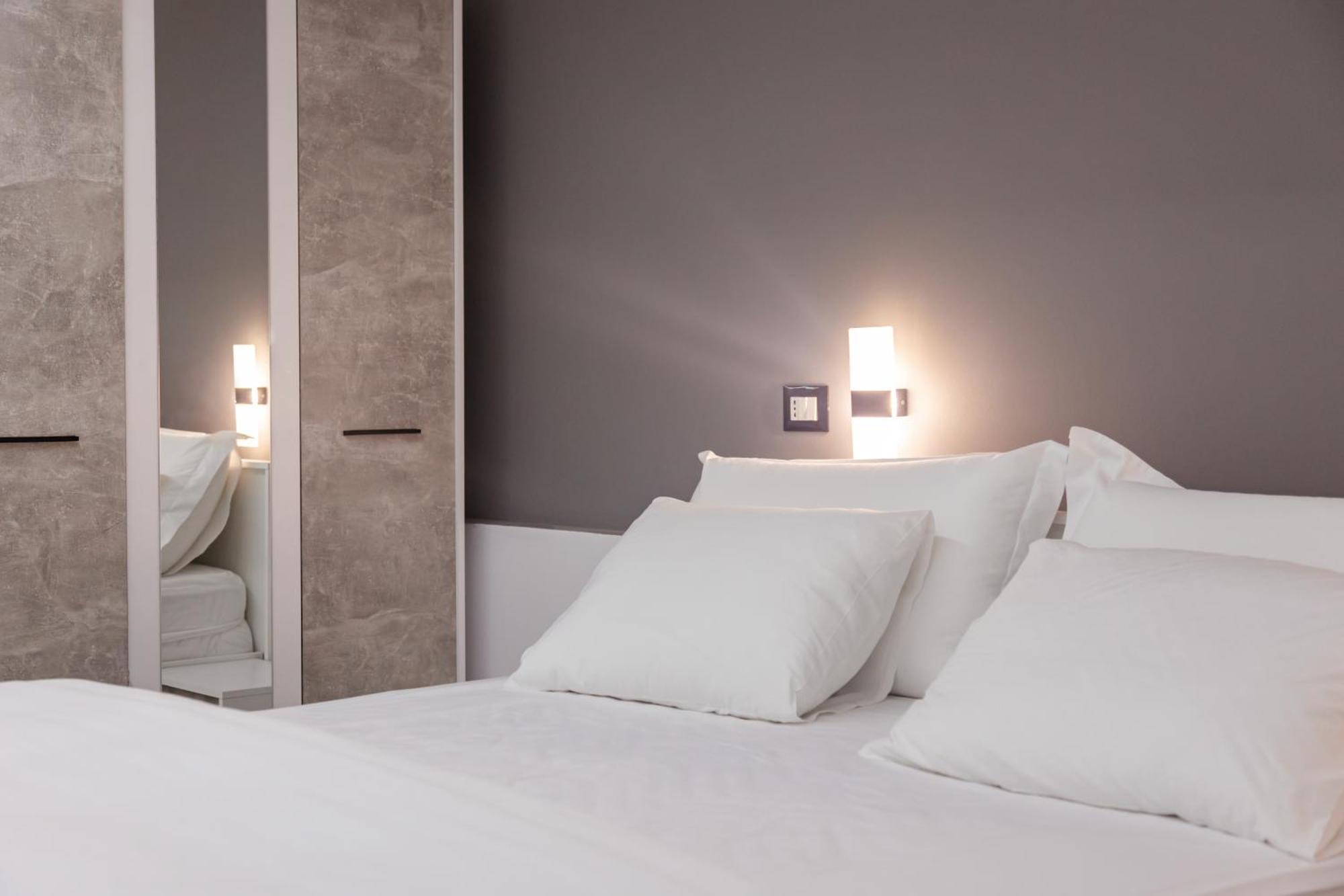 Mon Prive Apartment Тирана Екстер'єр фото